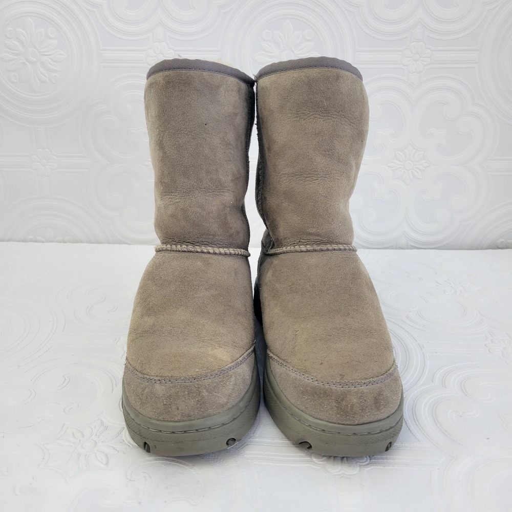 UGG Australia Ultimate Short 5275 Womens Boots Size 7‎ Gray Sheepskin - Picture 2 of 16
